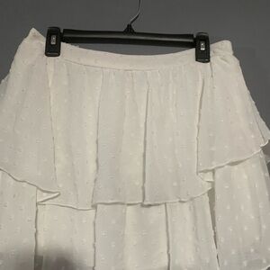 Chic White Ruffled Mini Skirt